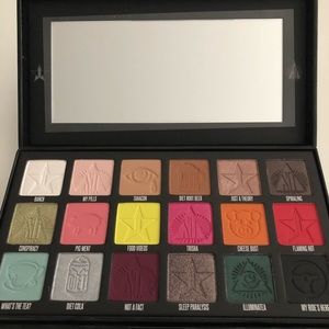 Jeffree Star Cosmetics Conspiracy palette